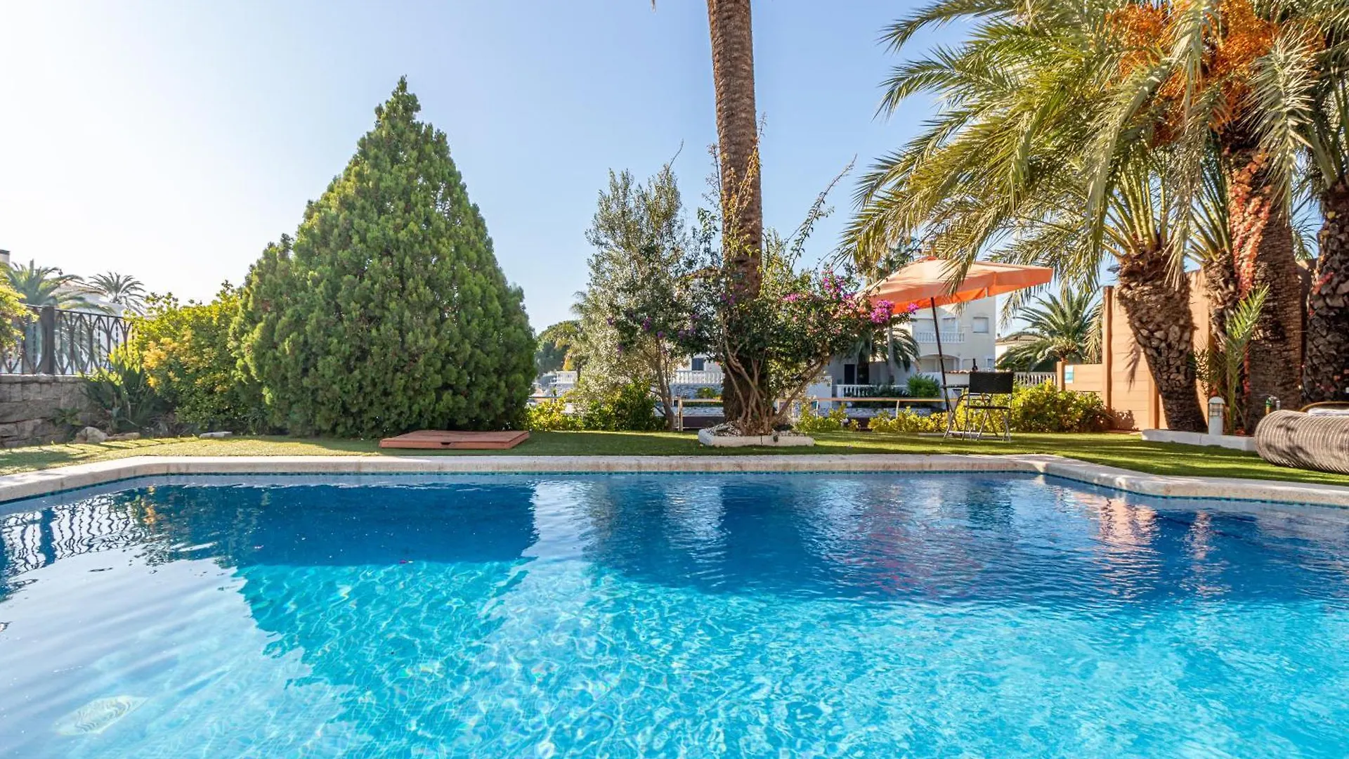 Jouvacations Villa Sun Pani Empuriabrava Spain
