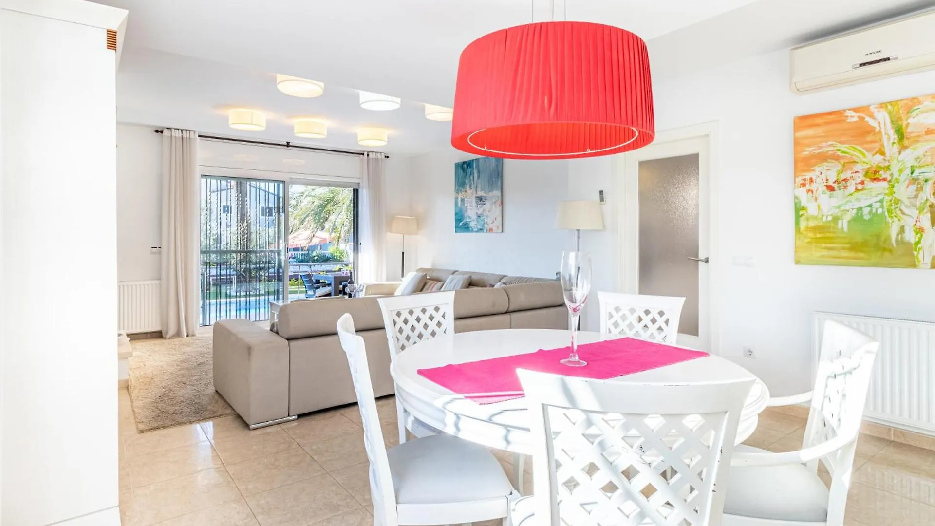 Jouvacations Villa Sun Pani Empuriabrava 0*,